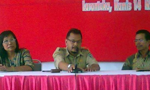 Pelatihan Kurikulum 2013 di Kabupaten Flotim (foto : maksi)