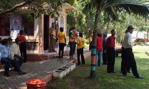 Taman untuk Manula di Jalan Soekarno Hatta, Kota Probolinggo (foto: tunjungsari)