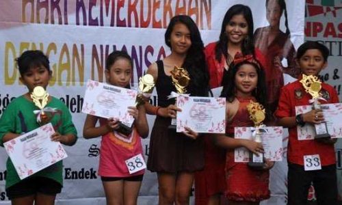 Ni Ni Ketut Ari Wartini peduli anak-anak (ist)