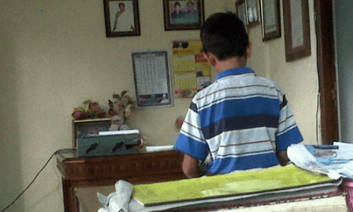 Salah seorang korban saat berada di yayasan Tunas Bangsa-Monang Maning, Denpasar (foto:kresia)