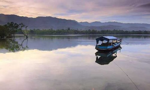 Pemandangan di pantai Kadelang Alor Timur (ist)