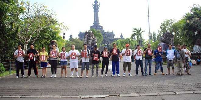 Aksi simpatik Sahabat Prabowo di Monumen Perjuangan Rakyat Bali (foto: adit)