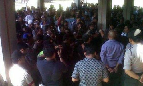 Aksi mendukung reklamasi di Gedung DPRD Bali (ist)
