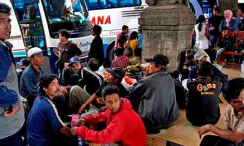 Penumpang di Terminal Ubung (ist)