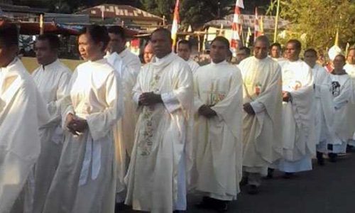 Suasana Pesat emas Paroki St. Lodovikus Waiklibang (foto: masankian)