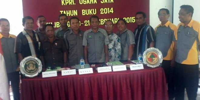 Pengurus Koperasi usari RAT bersama (foto: masankian)