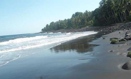 Pantai Nura Belen (foto: maksimasan)