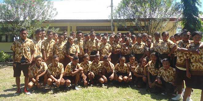 Siswa SMP Negeri 2 Tanjung Bunga (foto: maksimasan)