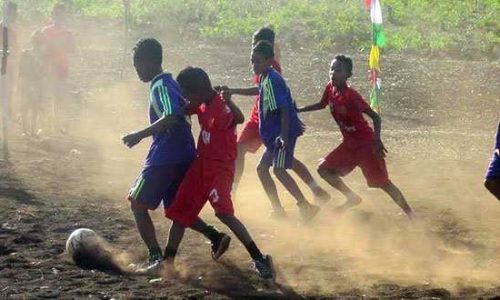 Kegiatan HUT RI di desa Bahinga, Tanjung Bunga (foto: bereanang)