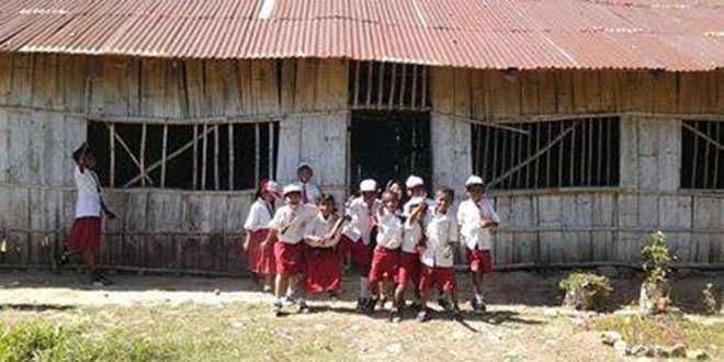 Kondisi gedung SDN Bedalima, Tanjung Bunga, kabupaten Flores Timur (foto: thobias ruron)