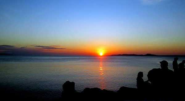 Sunset di pantai Kawaliwu (foto: ragil)