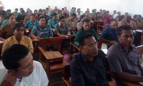 Peserta kegiatan Workshop PTK yang digelar Agupena Flotim (foto: hanafi)