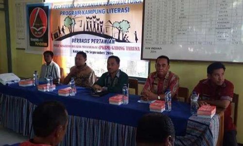 Foto : Kegiatan menggagas Belo sebagai Kampung Literasi berbasis Pertanian oleh PKBM Gading Taruna (foto: goetakene)